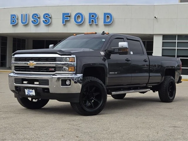 2016 Chevrolet Silverado 2500HD LTZ 4WD photo