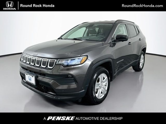 2022 Jeep Compass Latitude 4WD photo