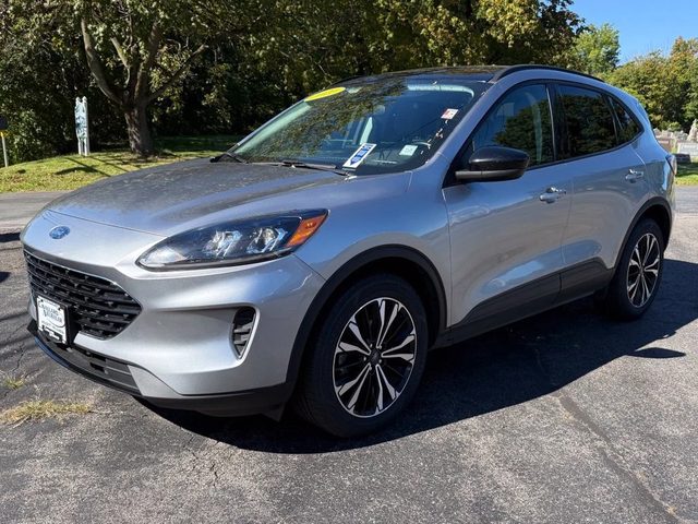 2021 Ford Escape SE AWD photo
