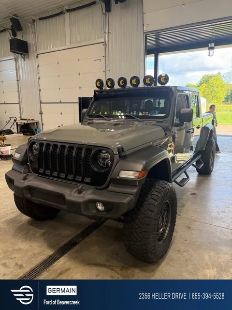 2021 Jeep Gladiator Sport 4WD photo