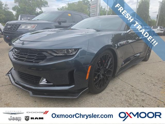 2022 Chevrolet Camaro LT1 RWD photo