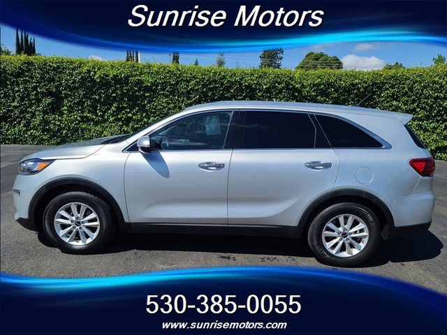 2020 Kia Sorento LX V6 FWD photo