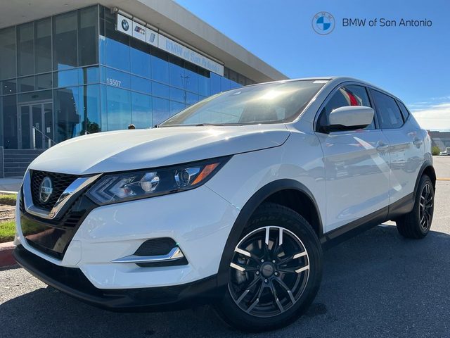 2021 Nissan Rogue Sport S FWD photo
