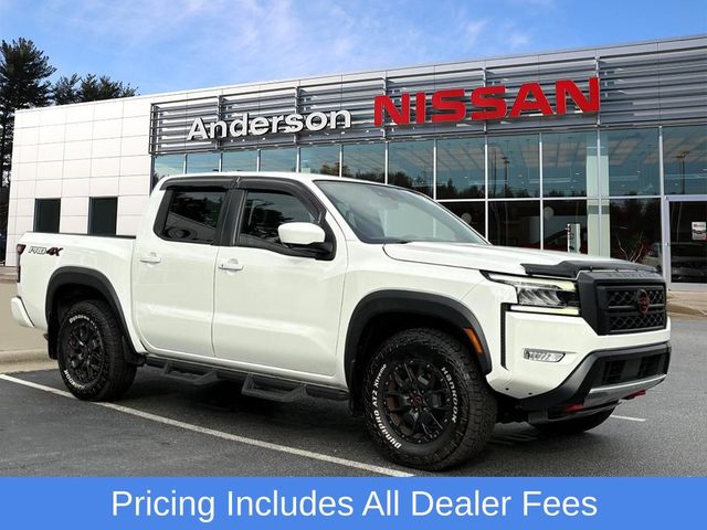 2022 Nissan Frontier PRO-4X 4WD photo