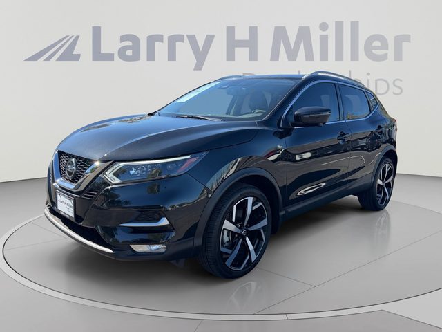 2021 Nissan Rogue Sport SL FWD photo
