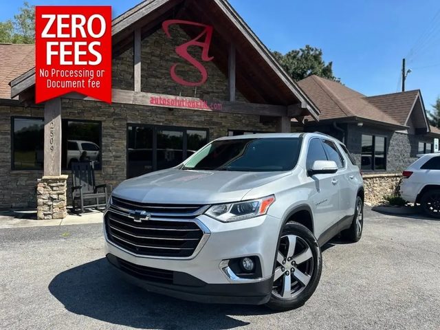 2021 Chevrolet Traverse LT Leather FWD photo