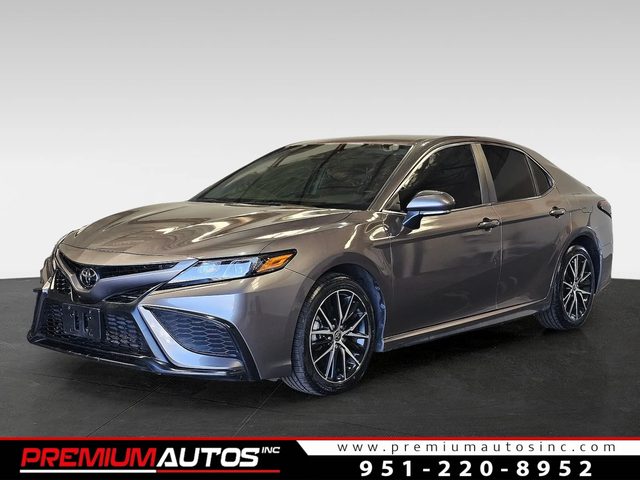 2022 Toyota Camry SE FWD photo