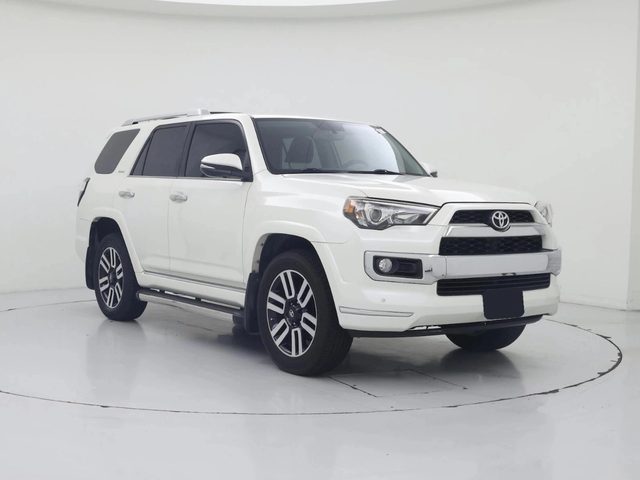 2018 Toyota 4Runner Limited RWD photo