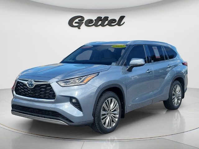 2022 Toyota Highlander Hybrid Platinum AWD photo