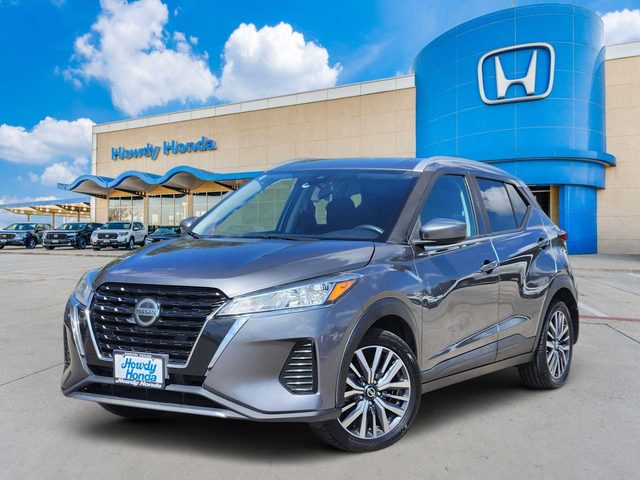 2021 Nissan Kicks SV FWD photo