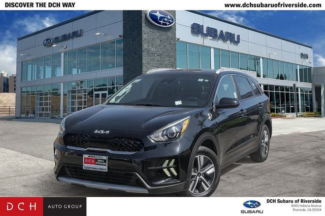 2022 Kia Niro LXS FWD photo
