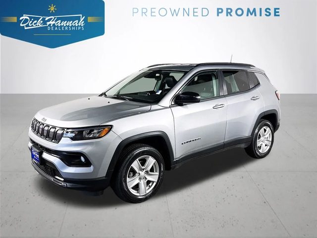 2022 Jeep Compass Latitude 4WD photo