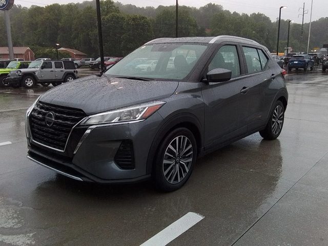 2021 Nissan Kicks SV FWD photo