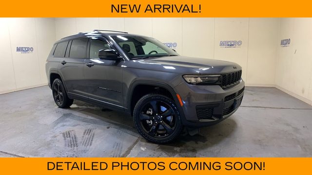 2021 Jeep Grand Cherokee L Altitude 4WD photo