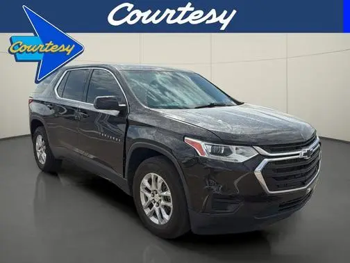 2021 Chevrolet Traverse LS FWD photo