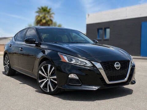 2019 Nissan Altima 2.5 SR FWD photo
