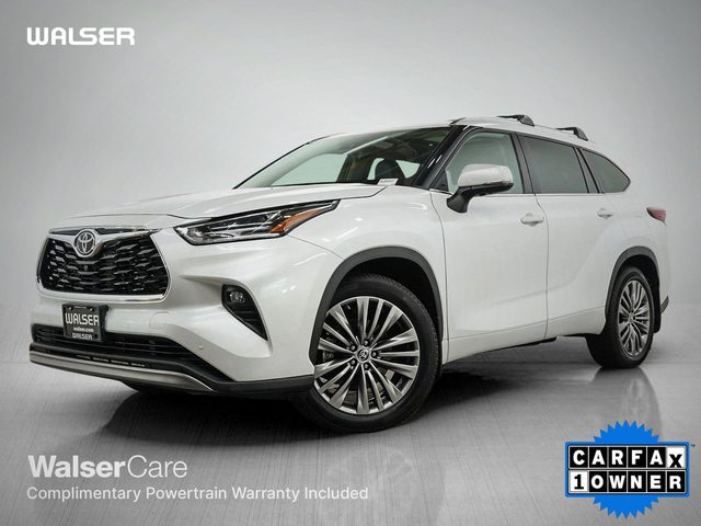 2022 Toyota Highlander Platinum AWD photo
