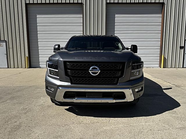 2021 Nissan Titan SV RWD photo