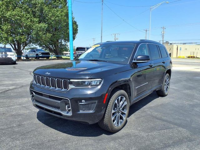 2021 Jeep Grand Cherokee L Overland 4WD photo