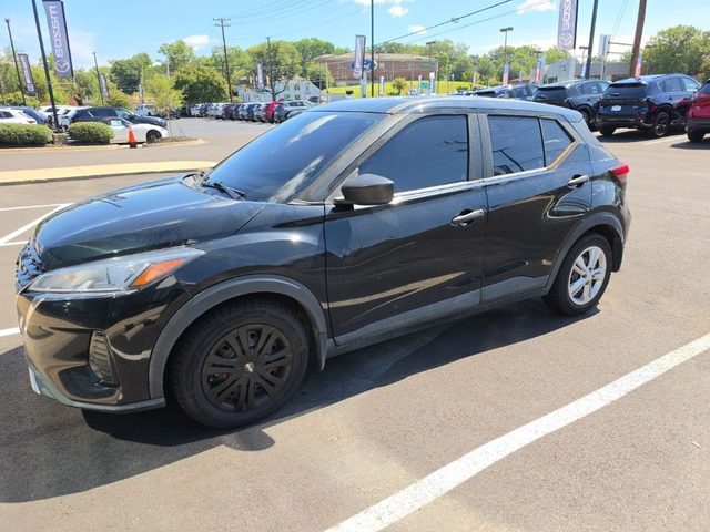 2021 Nissan Kicks S FWD photo
