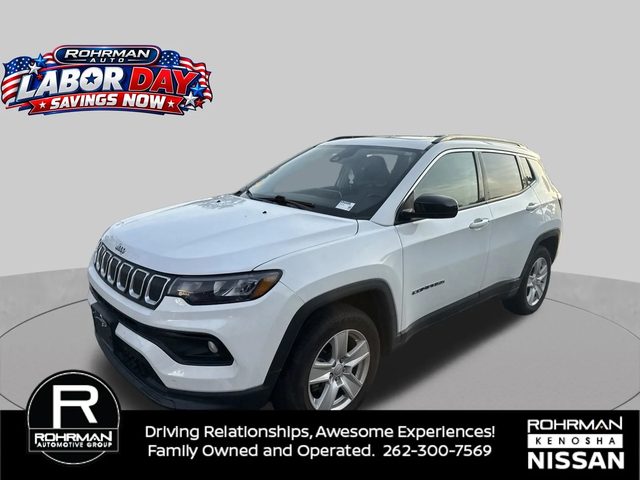 2022 Jeep Compass Latitude 4WD photo