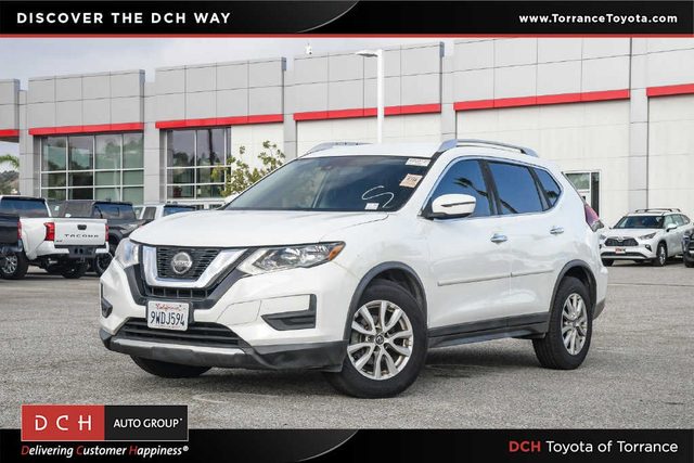 2020 Nissan Rogue SV FWD photo