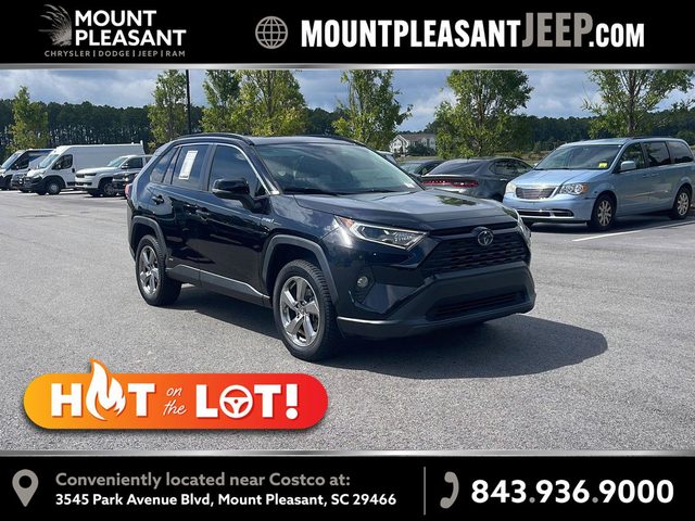 2021 Toyota RAV4 Hybrid XLE Premium AWD photo