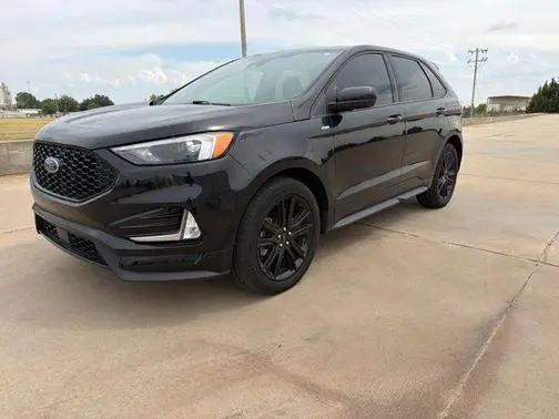 2022 Ford Edge ST-Line AWD photo