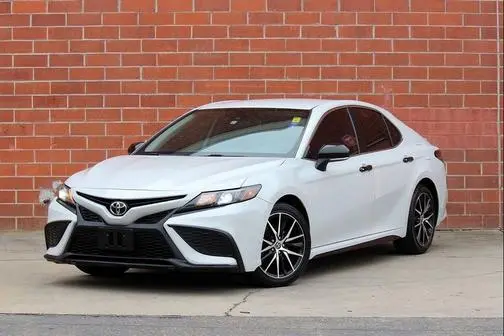 2022 Toyota Camry SE FWD photo