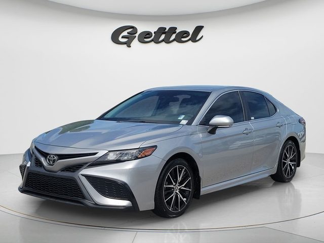 2022 Toyota Camry SE FWD photo