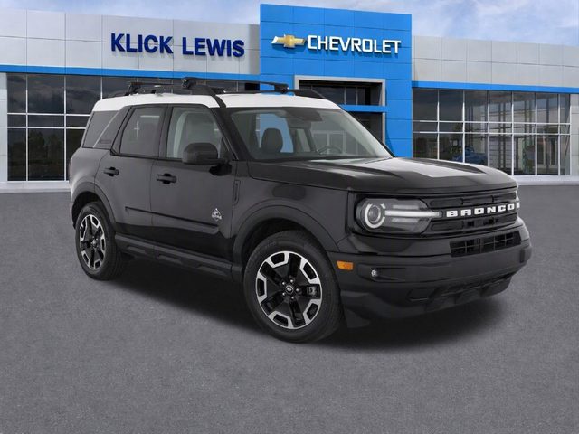 2021 Ford Bronco Sport Outer Banks 4WD photo