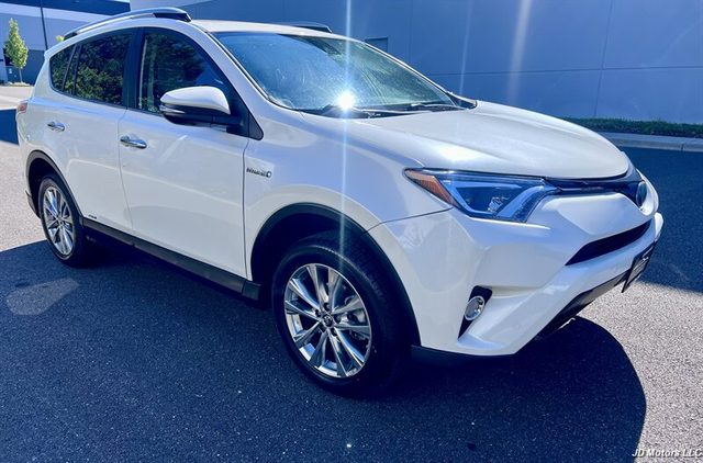2017 Toyota RAV4 Limited AWD photo