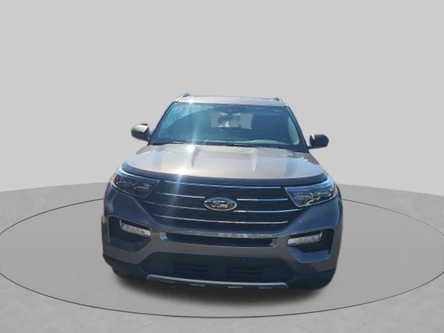 2021 Ford Explorer XLT 4WD photo