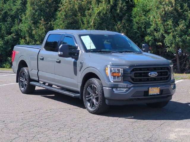 2021 Ford F-150 XLT 4WD photo