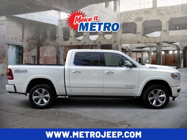 2022 Ram 1500 Limited 4WD photo