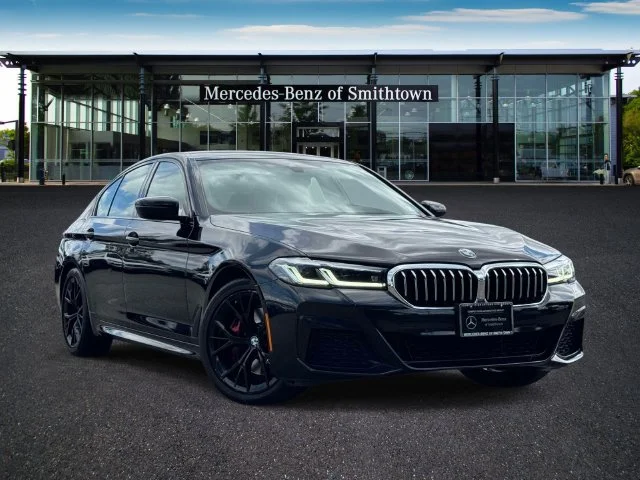 2022 BMW 5 Series 530i xDrive AWD photo
