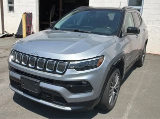 2022 Jeep Compass Limited 4WD photo