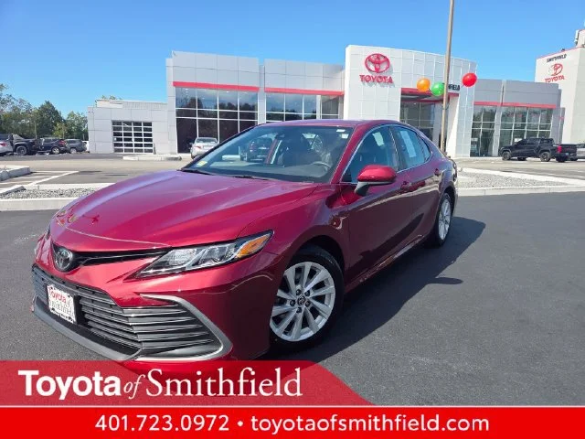 2022 Toyota Camry LE FWD photo