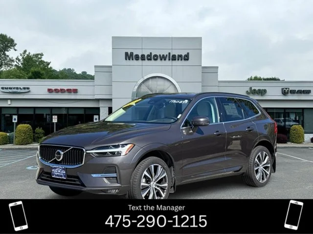 2022 Volvo XC60 Momentum AWD photo