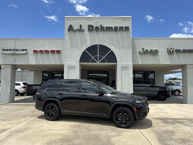 2021 Jeep Grand Cherokee L Altitude 4WD photo