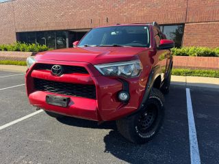 2019 Toyota 4Runner SR5 4WD photo