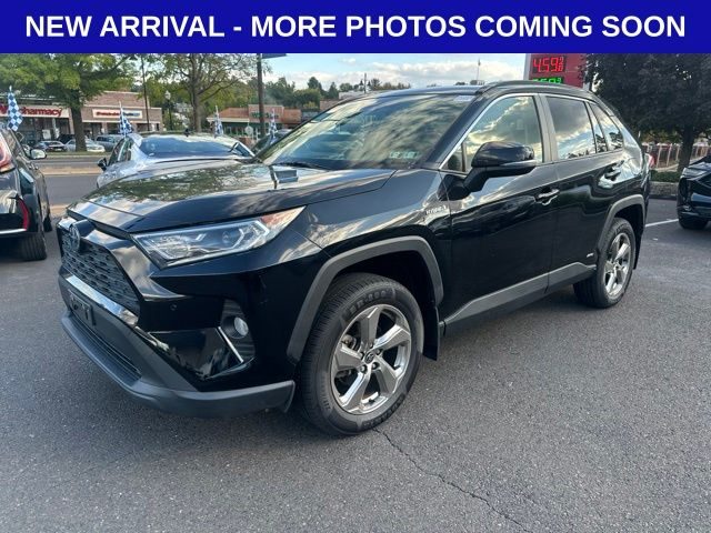 2021 Toyota RAV4 Hybrid XLE Premium AWD photo