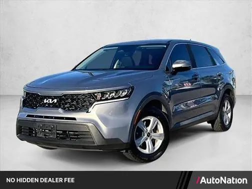2022 Kia Sorento LX FWD photo