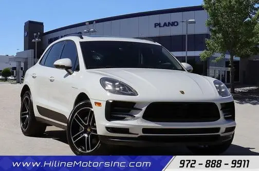 2021 Porsche Macan  AWD photo
