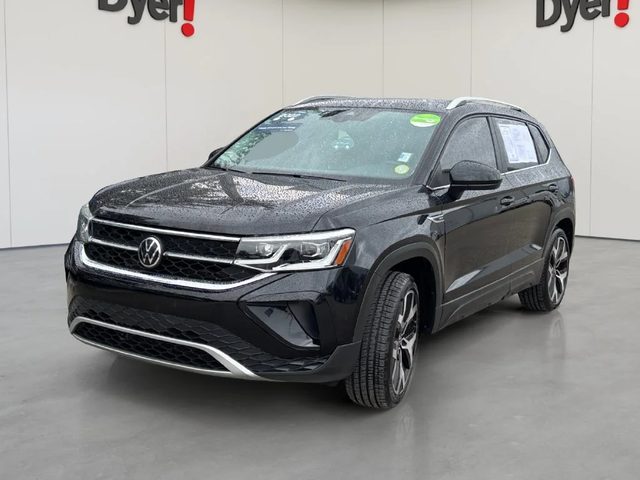 2022 Volkswagen Taos SEL AWD photo