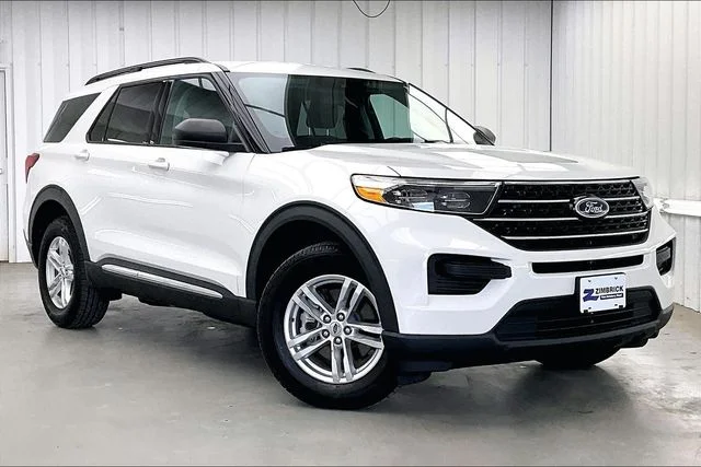 2022 Ford Explorer XLT 4WD photo