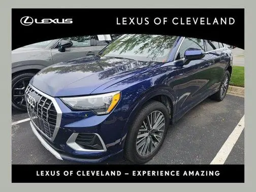 2022 Audi Q3 Premium AWD photo