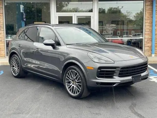 2022 Porsche Cayenne S AWD photo