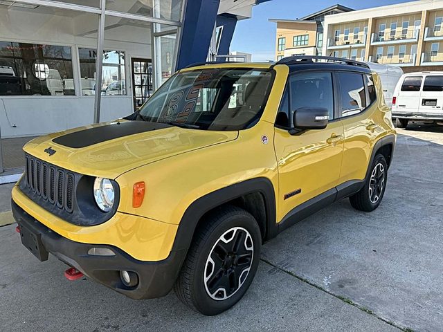 2015 Jeep Renegade Trailhawk 4WD photo