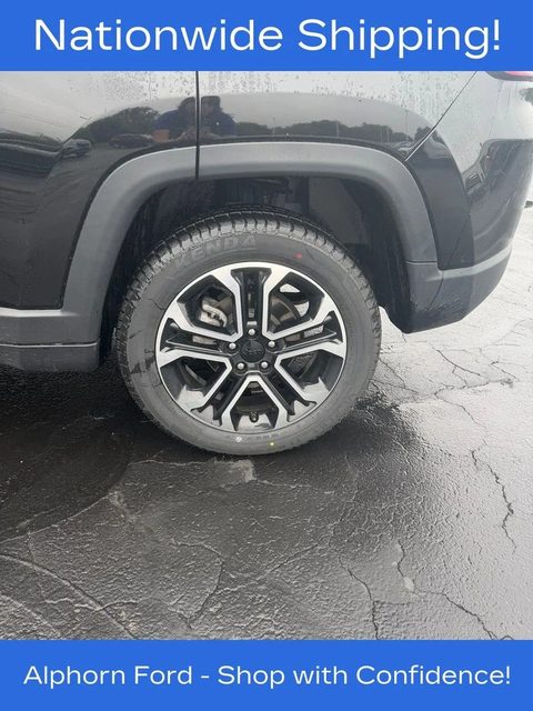 2022 Jeep Compass Limited 4WD photo